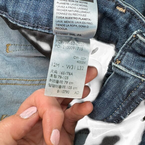 Signature by Levi Strauss & Co. Bootcut Jeans Women’s Size 31 Dark Wash Stretch - Picture 7 of 9